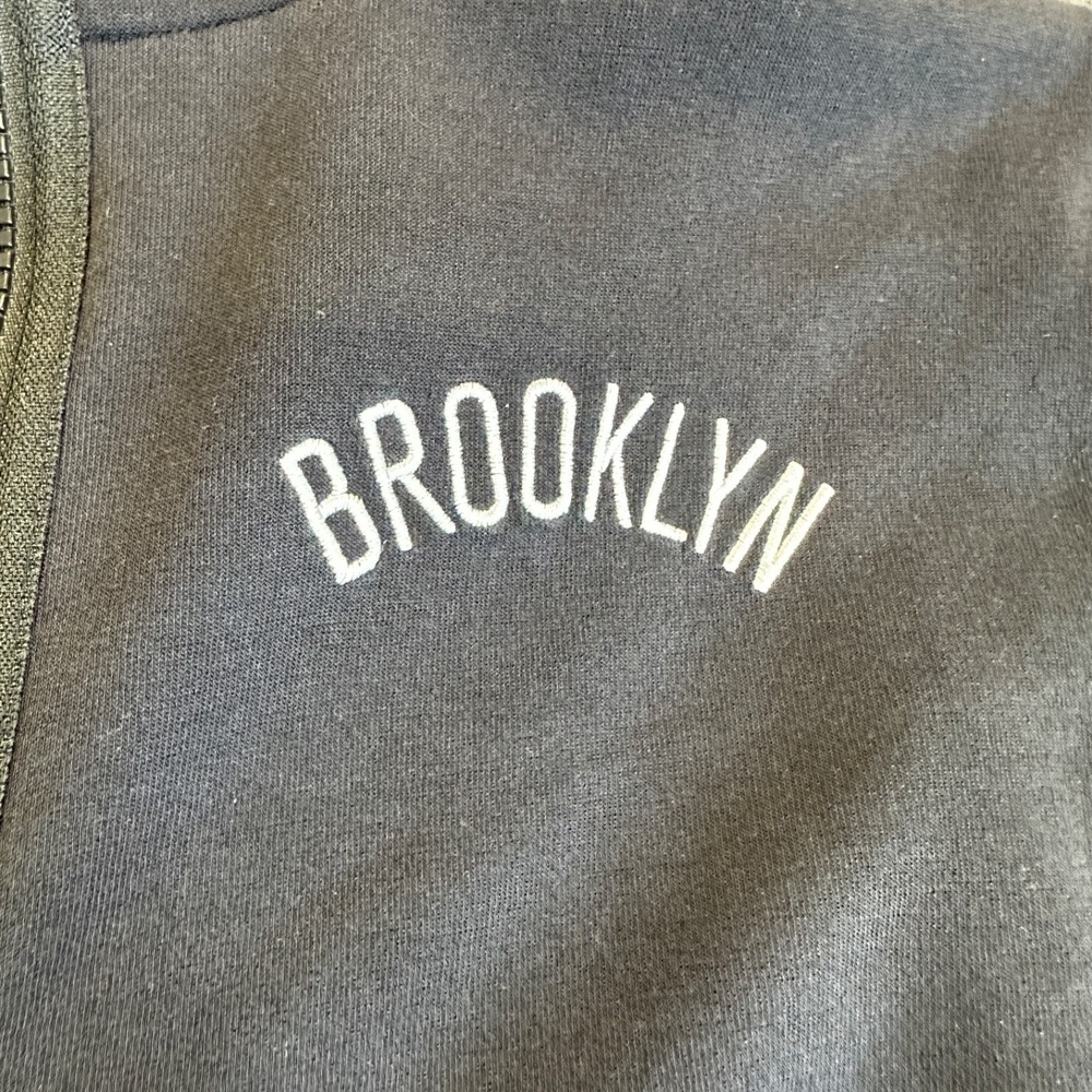 Nike Boys Brooklyn Nets NBA Showtime Full Zip Hoodie Black Medium 10-12 Dri-FIT - Picture 3 of 16